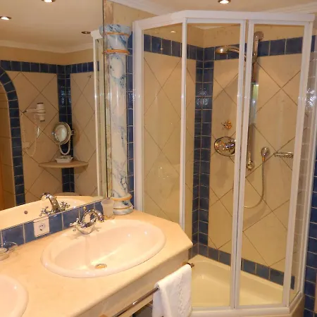 Piz Buin Hotel 4*