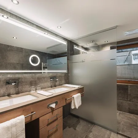 Piz Buin Hotel 4*