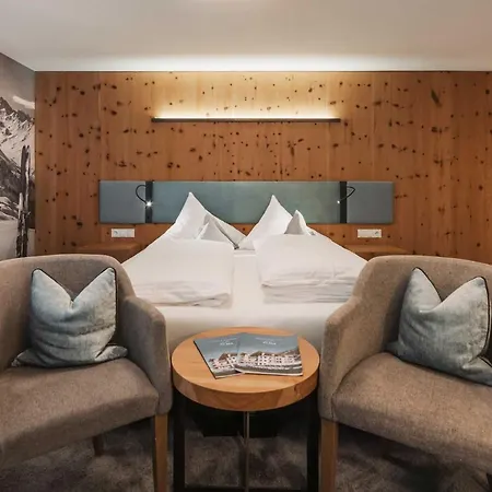 Piz Buin ホテル 4*