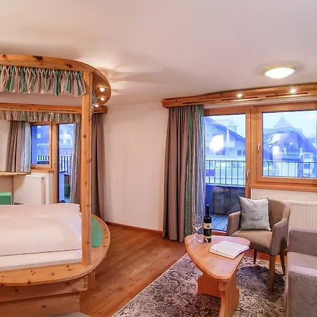 ホテル Piz Buin 4*
