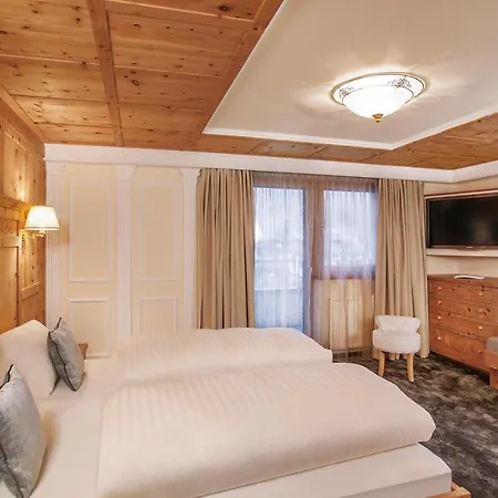 Piz Buin ホテル 4*